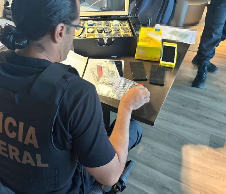 Polícia federal faz operação contra fraudes de R$ 500 milhões na Caixa
