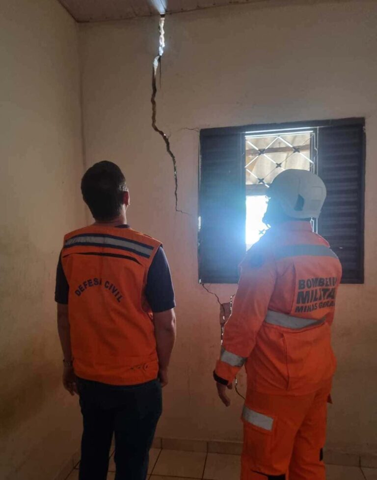 Vistoria aponta risco estrutural em imóvel no bairro Satélite Andradina em Ituiutaba