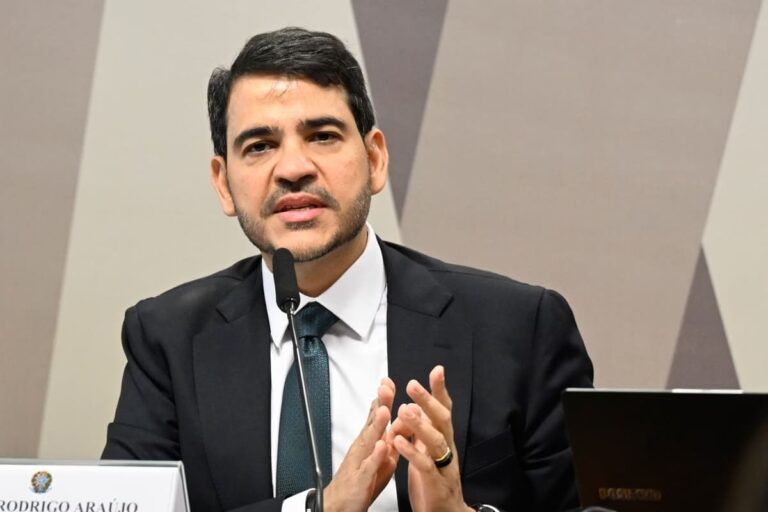 Senado rejeita indicação de Jorge Messias ao STF em derrota histórica