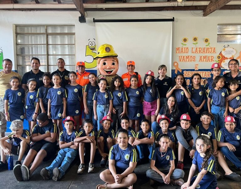 Bombeiros promovem ação educativa sobre sobre prevenção de acidentes em escola de Gurinhatã