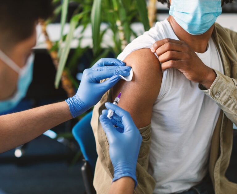 Ituiutaba libera vacinação contra gripe para toda a população a partir dos seis meses de idade