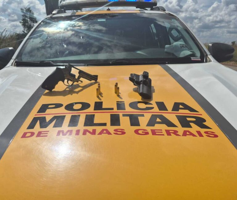 PMRv prende homem por porte ilegal de arma de fogo após fuga de cerco policial na BR-146, em Patrocínio