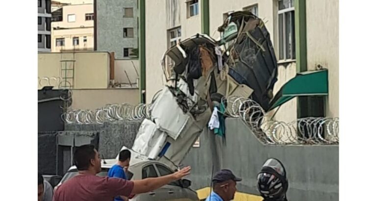 Avião de pequeno porte cai sobre prédio em Belo Horizonte deixando mortos e feridos