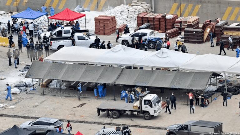 Porto na Venezuela vira necrotério improvisado após terremotos devastadores