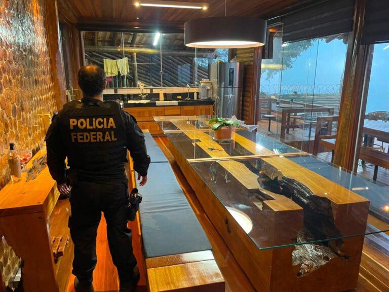 PF combate organização criminosa em Ituiutaba especializada no tráfico internacional de cocaína