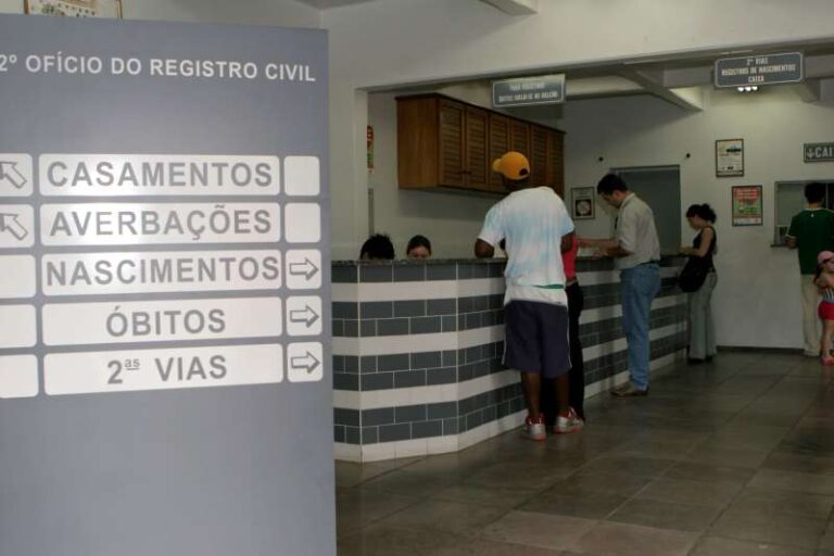 Cartórios de MG passam a oferecer isenção de taxas em serviços para pessoas de baixa renda