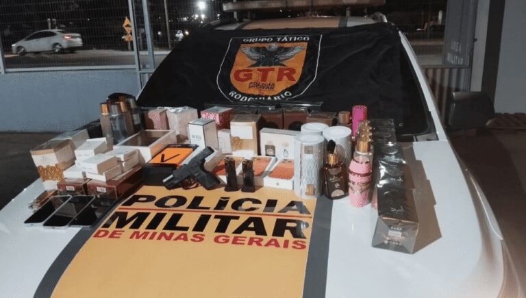 PM Rodoviária prende motorista por porte ilegal de arma e mercadorias sem documentação na BR-146