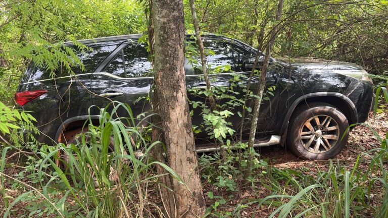 Caminhonete furtada em Santa Vitória é recuperada pela PM após quase 48 horas