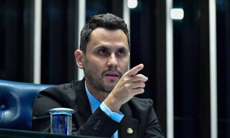 Cleitinho Azevedo é eleito governador de Minas Gerais no primeiro turno